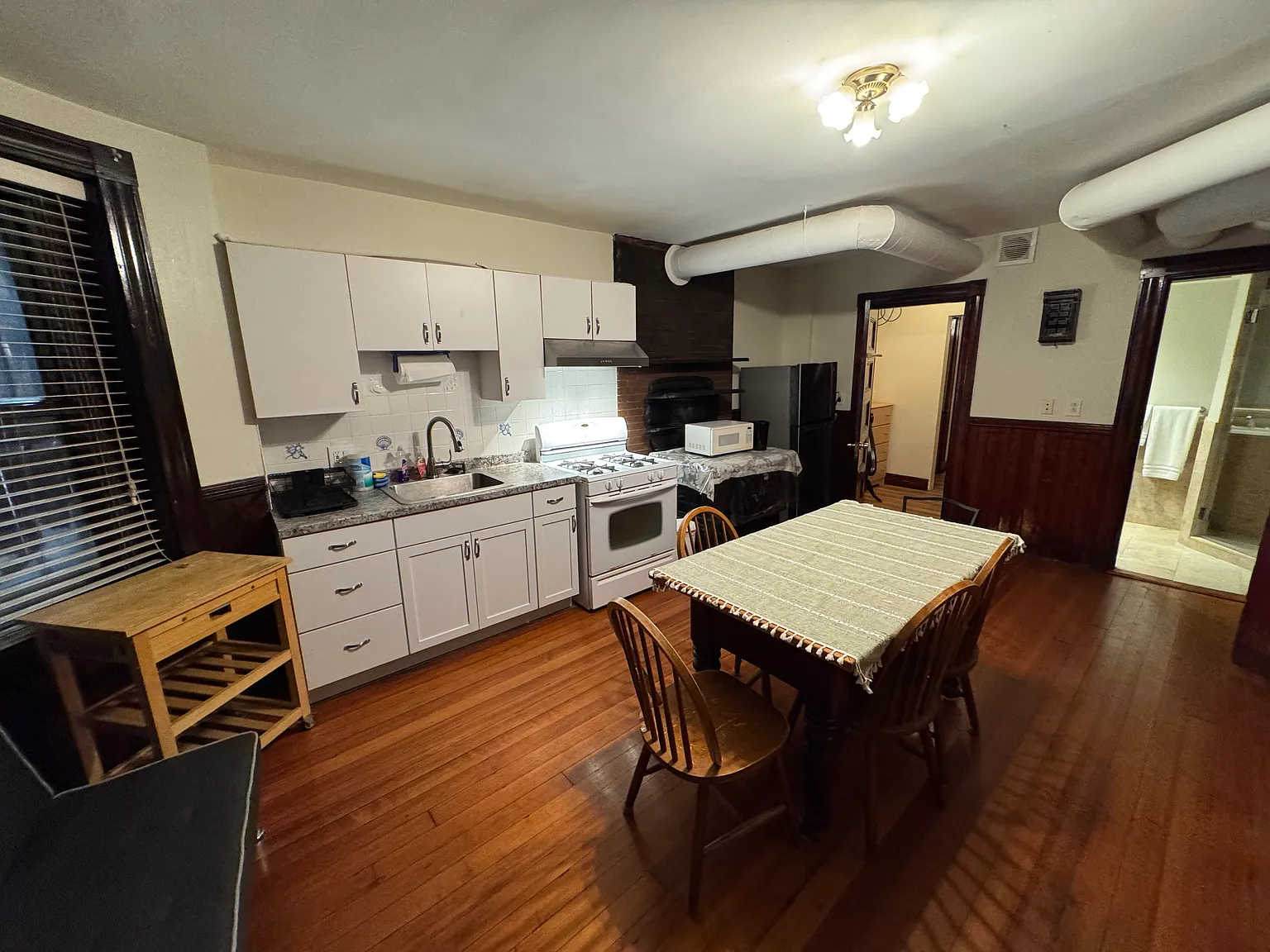 1 bed, 500 sqft, $3,200 — Photo 3