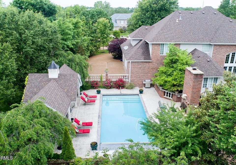 1st image of 4211 Willowlake Ct #B