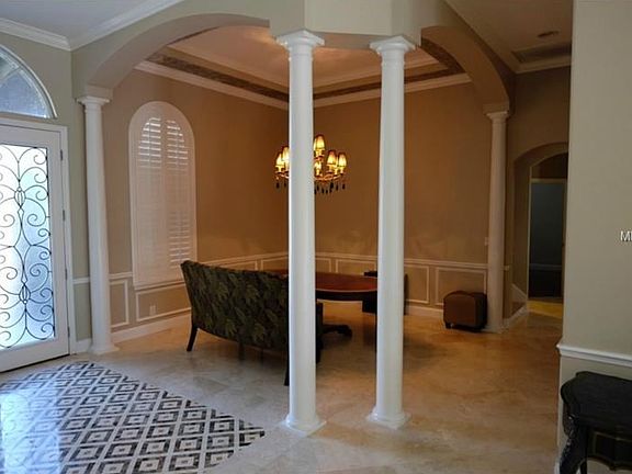4th image of 2104 Houndstooth Dr