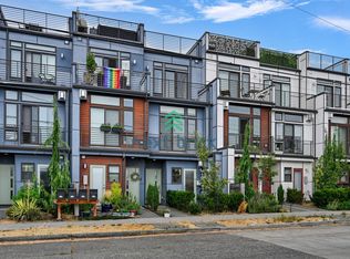 812 NW 49th St #A, Seattle, WA 98107