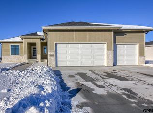 21002 Hartman Ave, Elkhorn, NE 68022