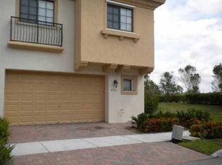 4701 Cypress St, Coconut Creek, FL 33073