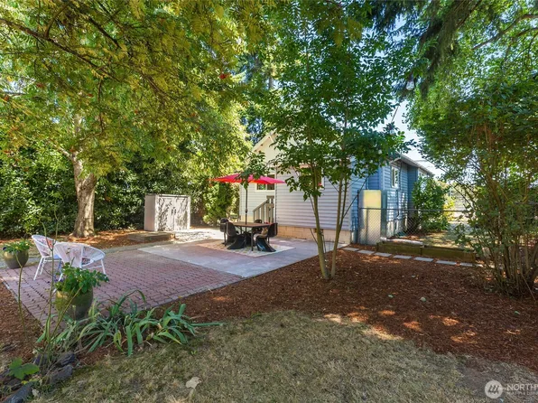 7217 12th Avenue SW, Seattle, WA 98106