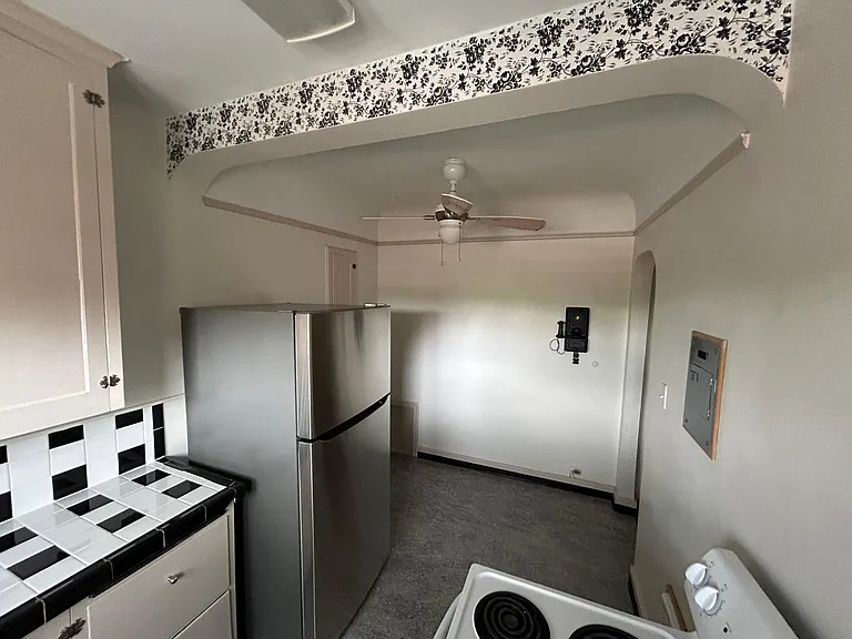 1530 NE 10th Ave #201 — Photo 9