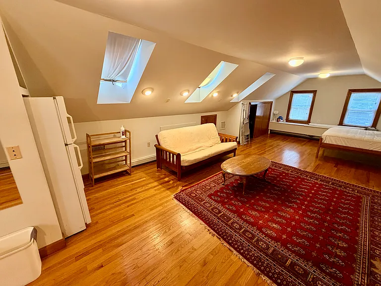 37 Spring St #3A — Photo 3
