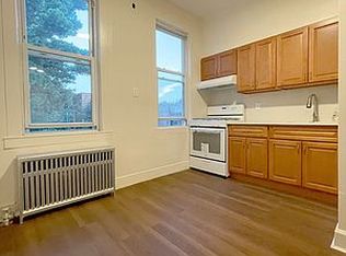 32-15 44th St #2L, Astoria, NY 11103