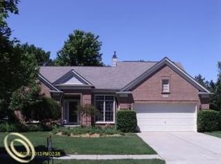 3790 Rolling Hills Rd, Orion, MI 48359