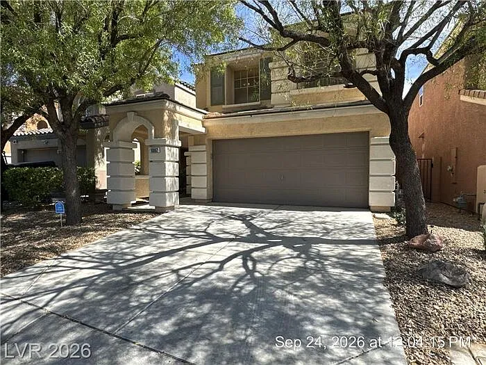 4 bed, 2.5 bath, 1569 sqft, $2,050 — Photo 2