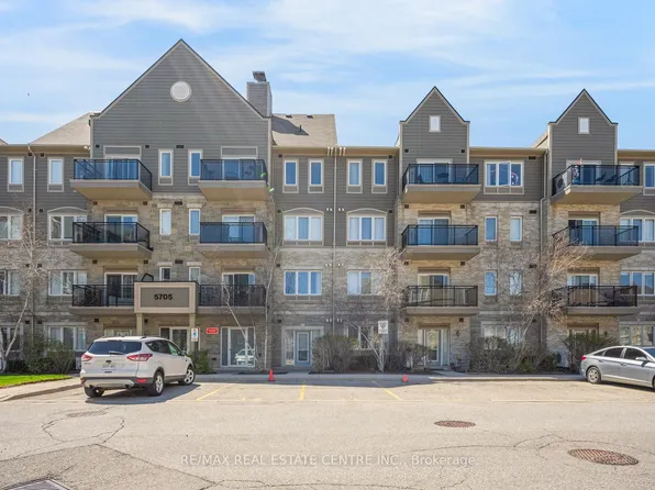 5705 Long Valley Rd Unit 307, Mississauga, ON L5M 0M3