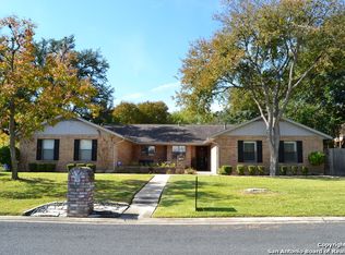 500 Elmwood Dr, Seguin, TX 78155