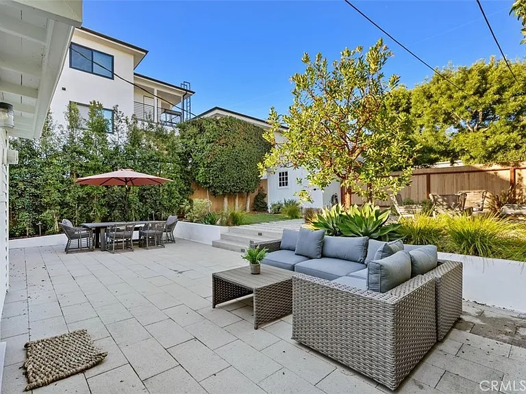 414 Cypress Dr — Photo 29
