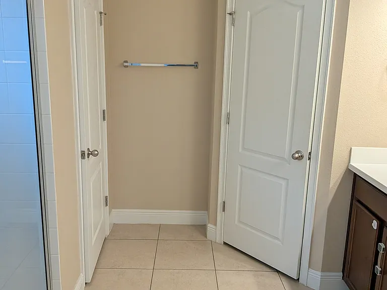 11517 Quiet Forest Dr — Photo 18