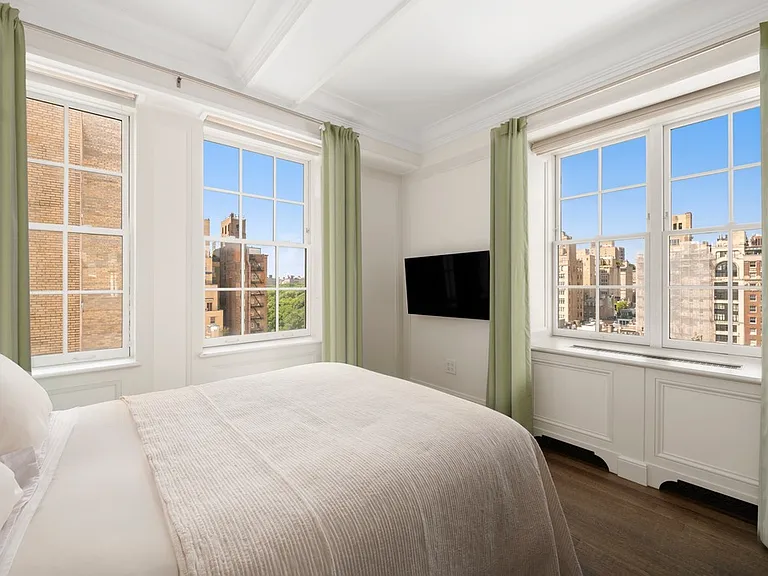25 E 77th St #1503 — Photo 15