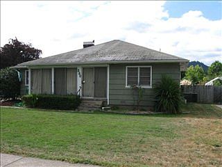 1st image of 280 NW Division St