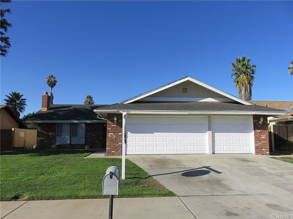 1st image of 24434 Via Del Sol St
