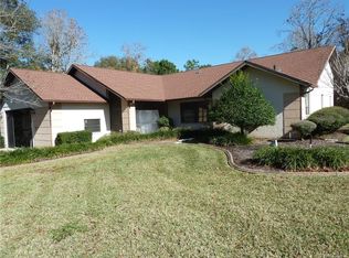 98 Oak Village Blvd, Homosassa, FL 34446