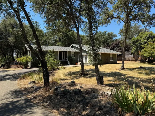 6060 Virginia Dr, Auburn, CA 95602