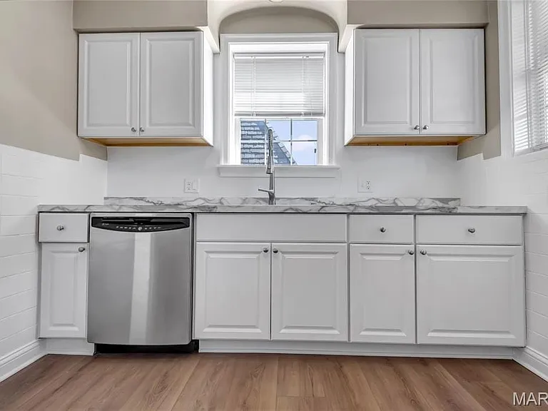 7536 Oxford Dr #3 — Photo 9