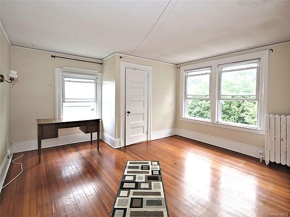 3rd image of 46 Leicester St #3