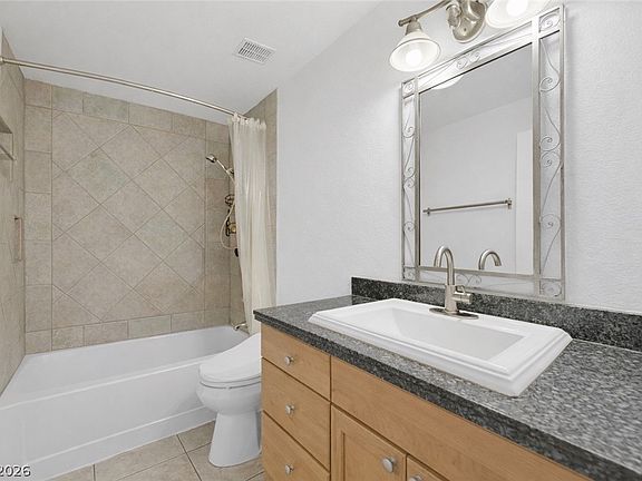 5th image of 5330 Silvermist Ct Unit 202