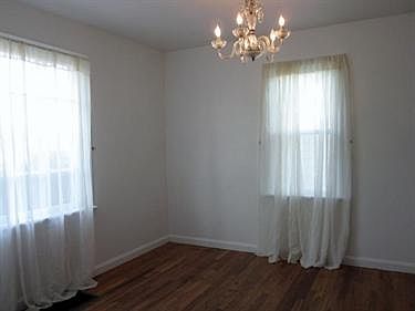 3rd image of 1037 E 32nd St