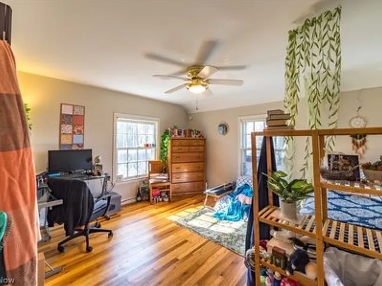 2402 Overlook Rd — Photo 11