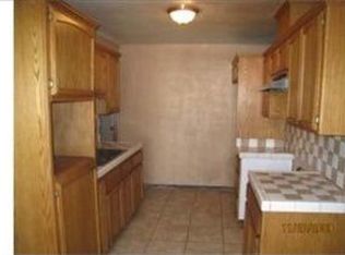 5270 35th St, Riverside, CA 92509