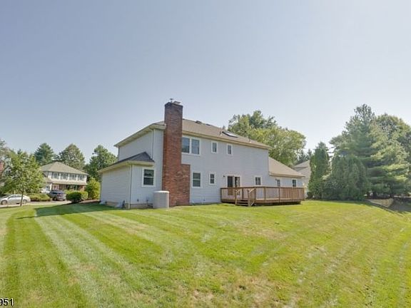 4th image of 3 Murphy Ct