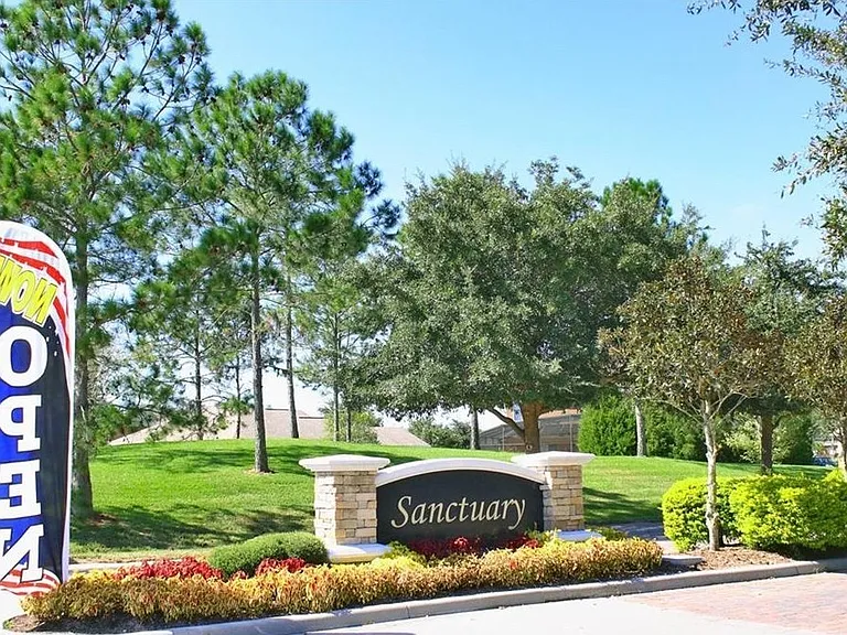 3595 Sanctuary Dr — Photo 22