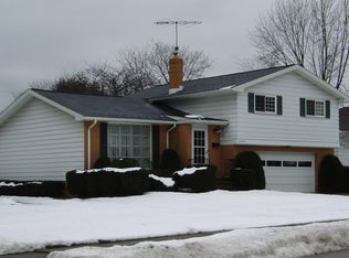 21301 Ellen Dr, Fairview Park, OH