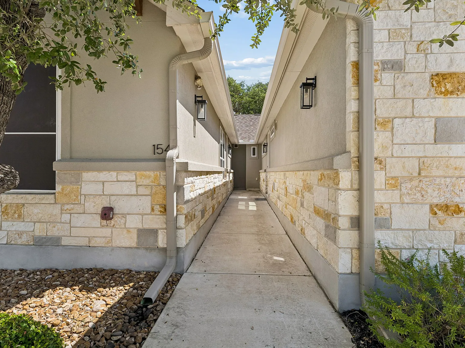 154 Magnolia Circle - 1 — Photo 4
