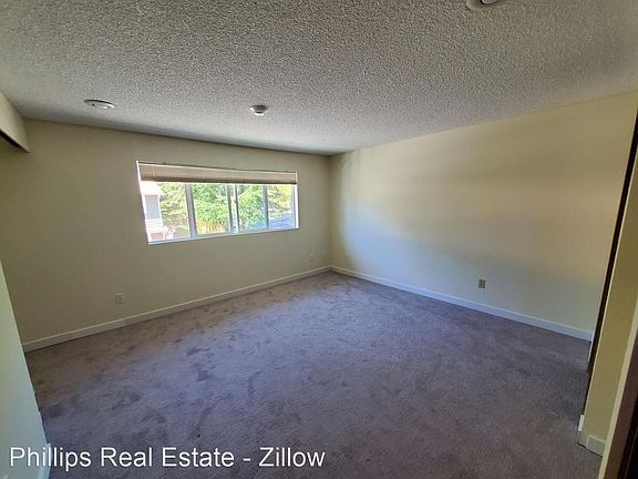 5th image of 3700 188th St SW #20