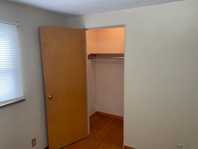 5302 Ashland Dr — Photo 10