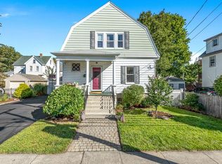 31 Gould St, Wakefield, MA 01880