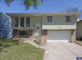 532 W Joel St, Lincoln, NE 68521