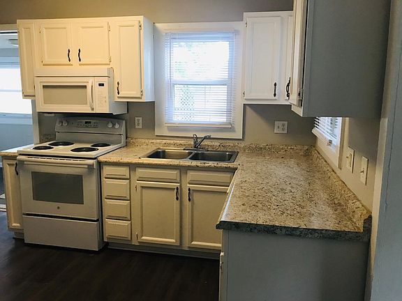 Another view of the kitchen