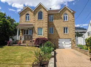 81 Wall St, Metuchen, NJ 08840