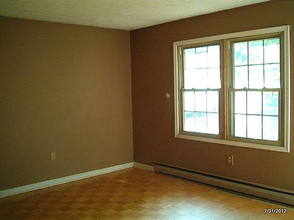 3rd image of 641 Mark Ave