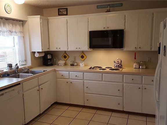 5th image of 7520 Oak Park Dr