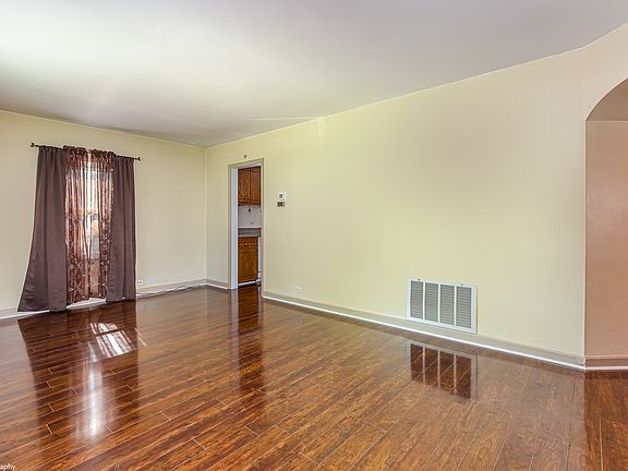 4th image of 4317 W 99th St