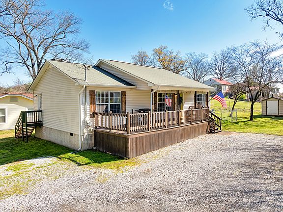 4th image of 804 Schmidt Rd