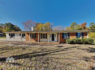 5720 Raynor Rd, Garner, NC 27529