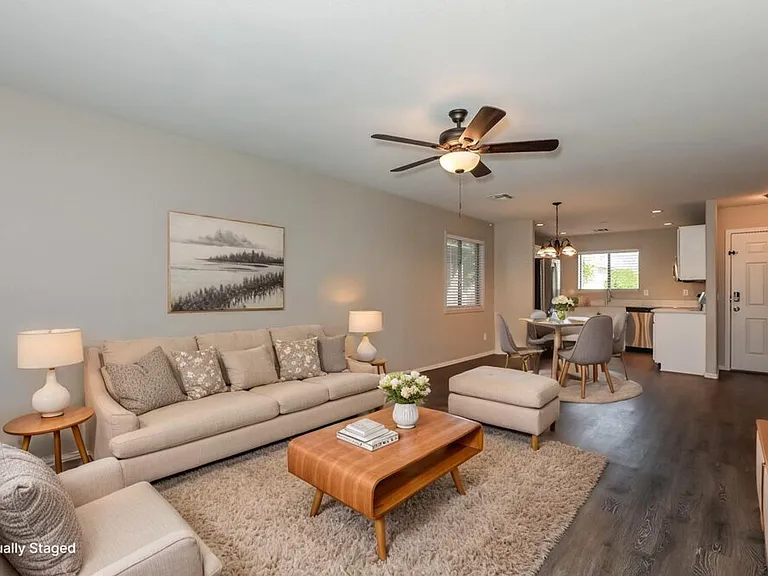 1101 E Desert Rose Trl — Photo 3