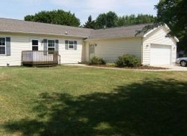 425 E Main St SE, Caledonia, MI, 49316