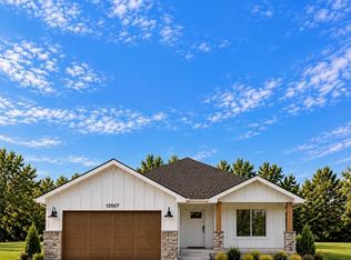 12007 S 114th Ave, Papillion, NE 68046