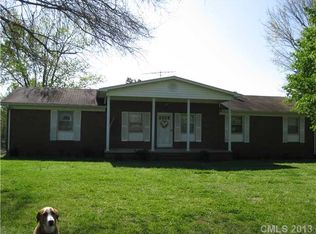 307 Mock Mill Rd, Statesville, NC 28677