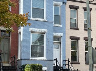 420 10th St NE, Washington, DC 20002