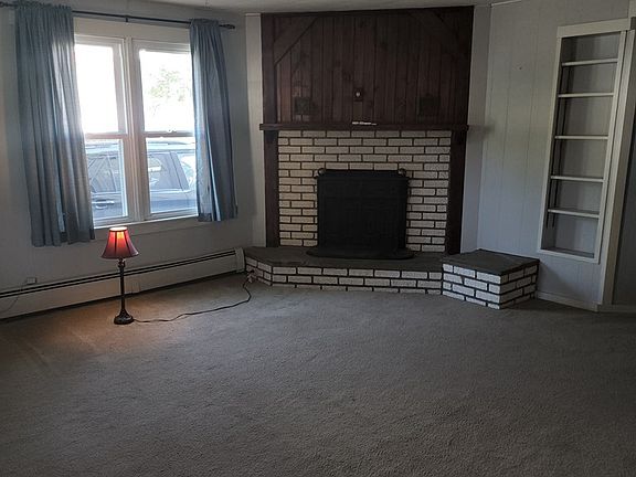 4th image of 181 Saint James St