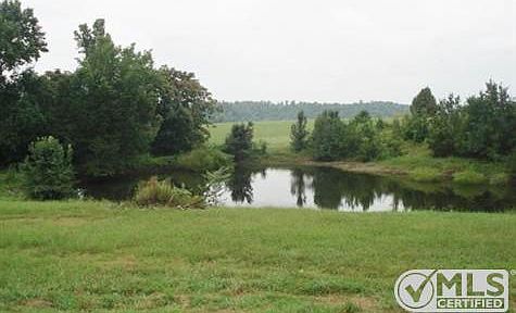 2nd image of 452 Twin Lakes Dr