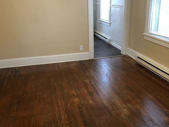 4th image of 1821 N 22nd St